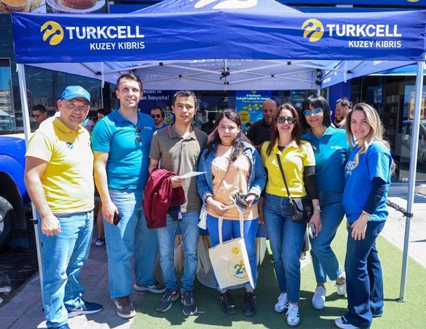 Kuzey Kıbrıs Turkcell, adanın dört bir yanında müşterisiyle buluşuyor